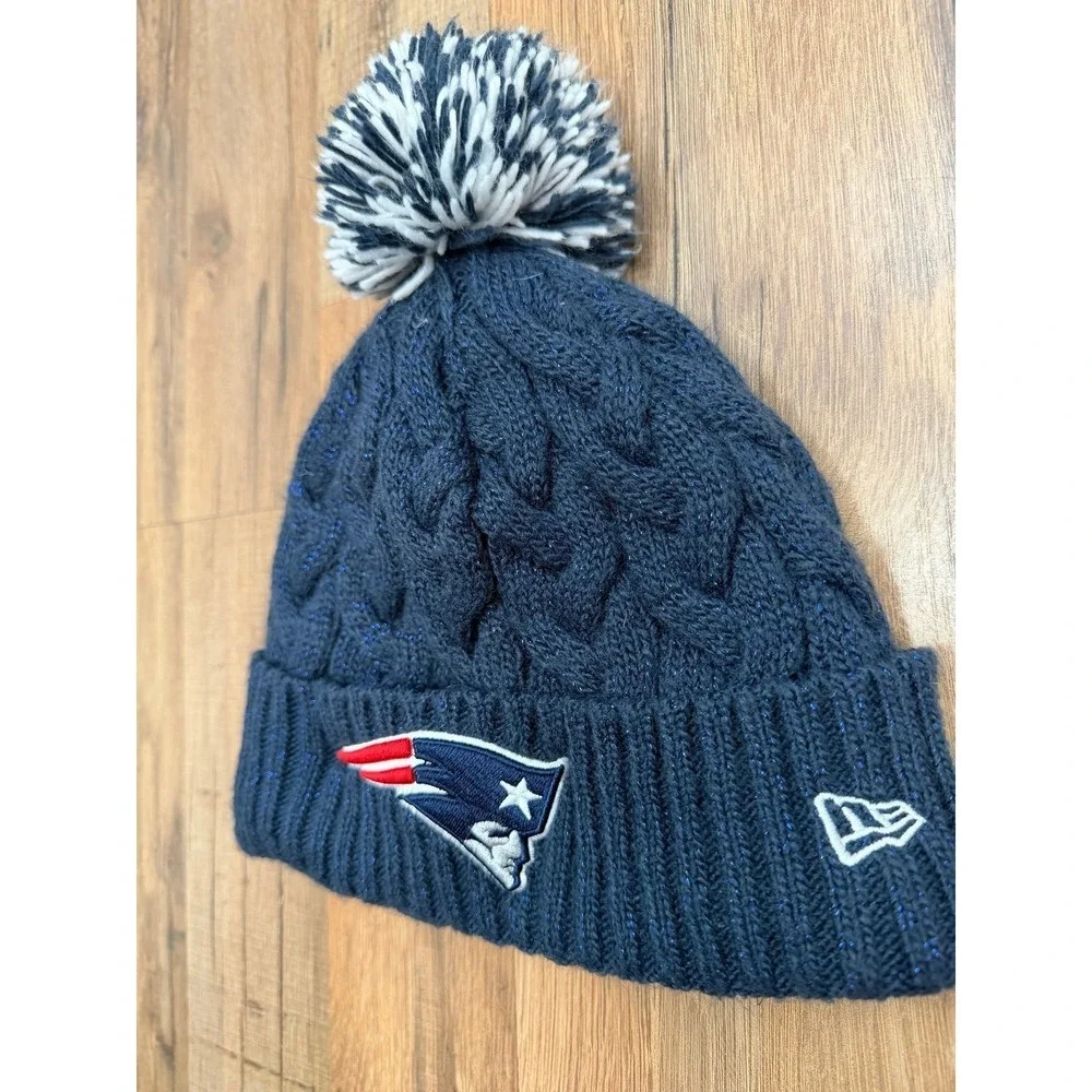 New‎ Era Patriots Beanie Navy Pom Pom Womens NFL Knit Winter Hat